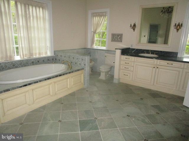 THE PINES - Residential