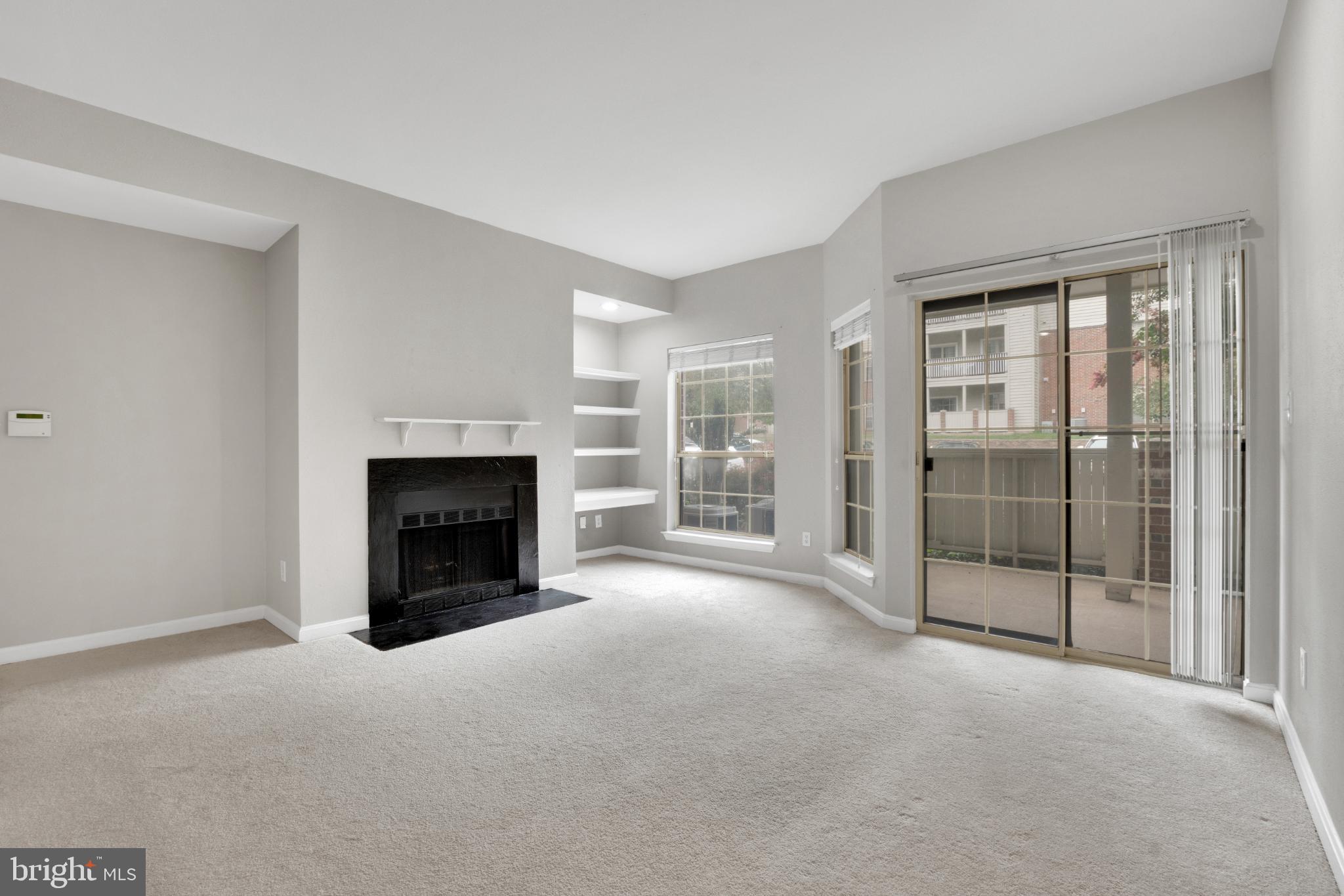 PENDERBROOK SQUARE CONDOMINIUMS - Residential