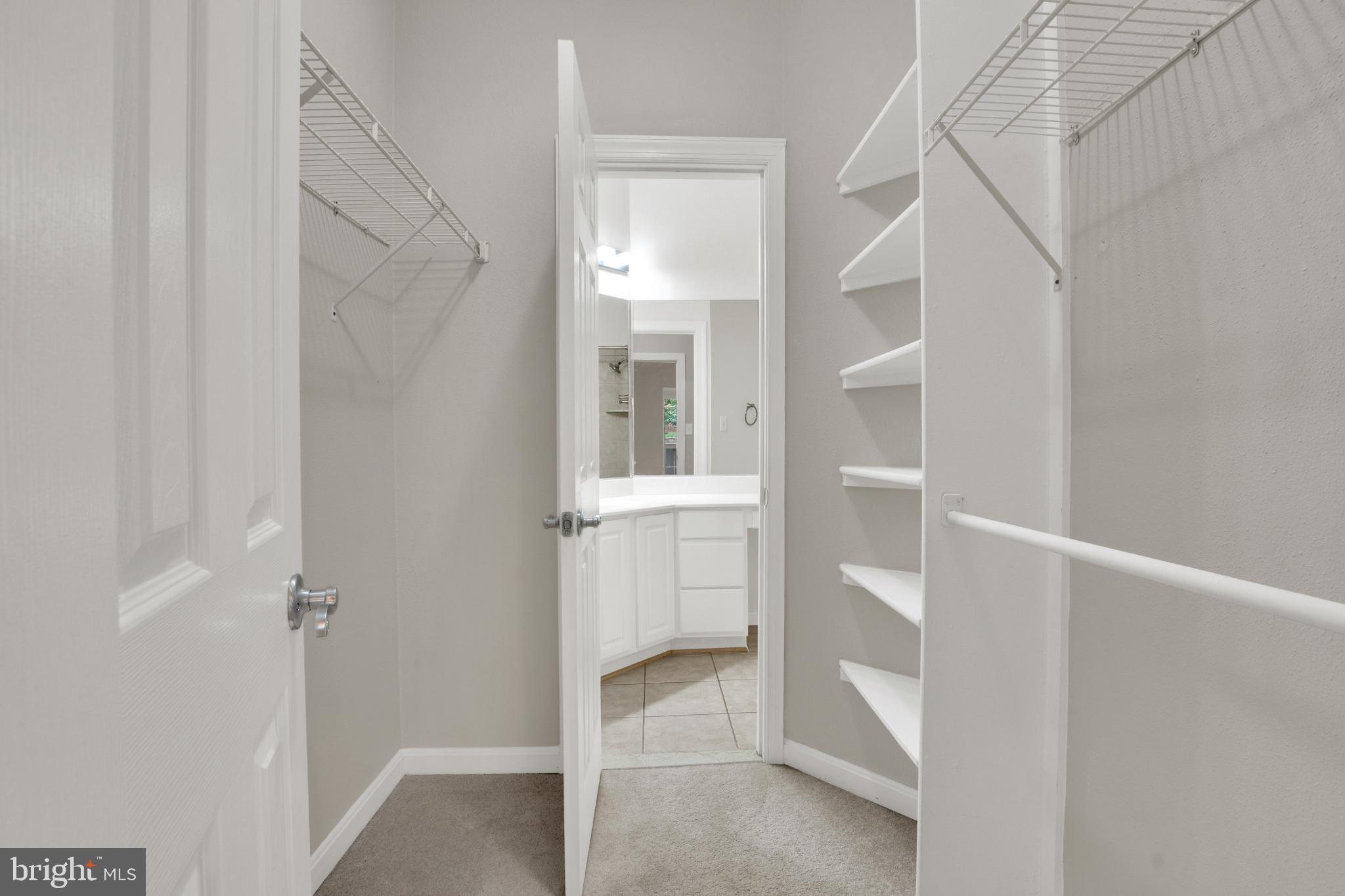 PENDERBROOK SQUARE CONDOMINIUMS - Residential