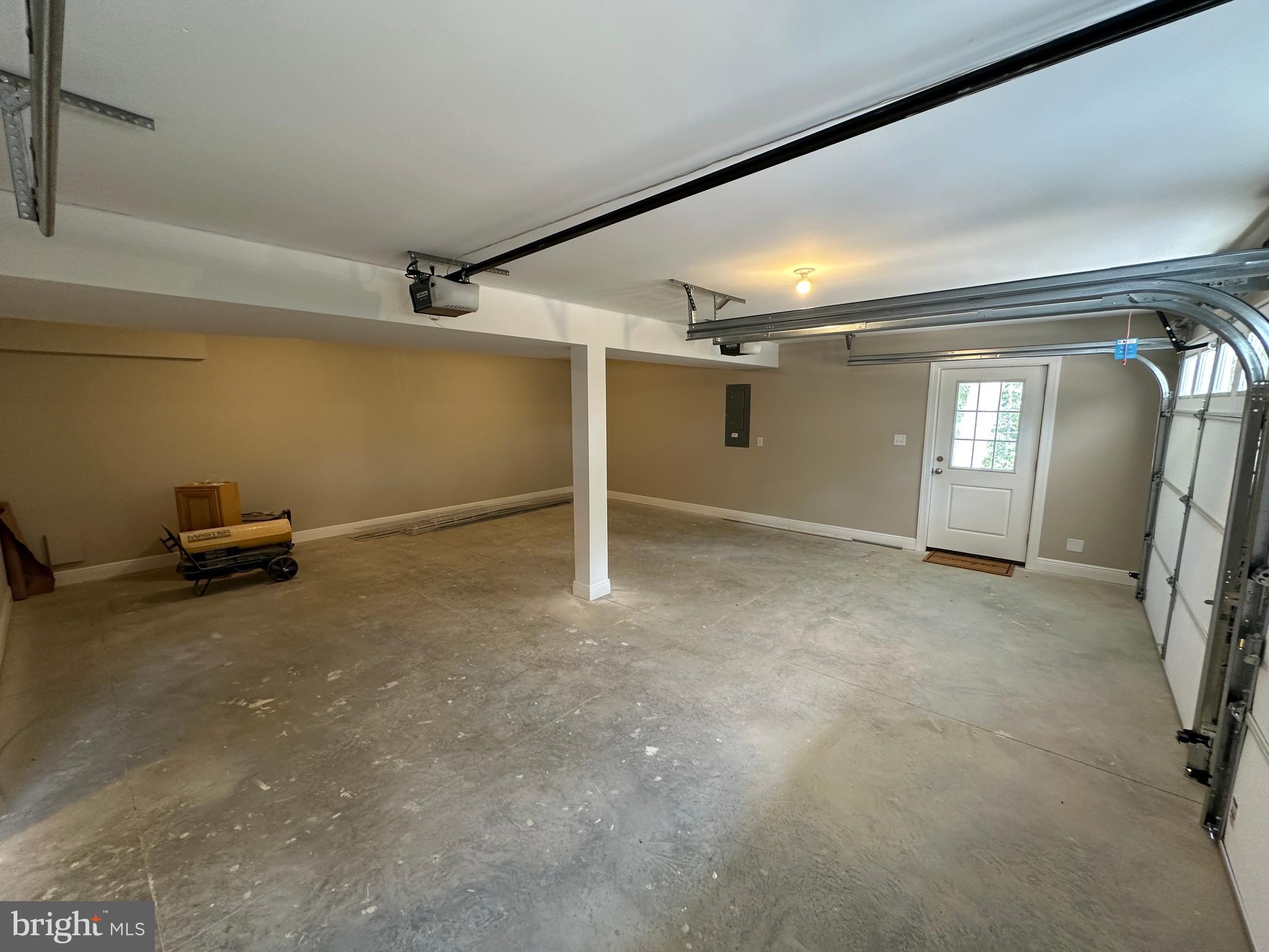 SHAWNEELAND - Residential