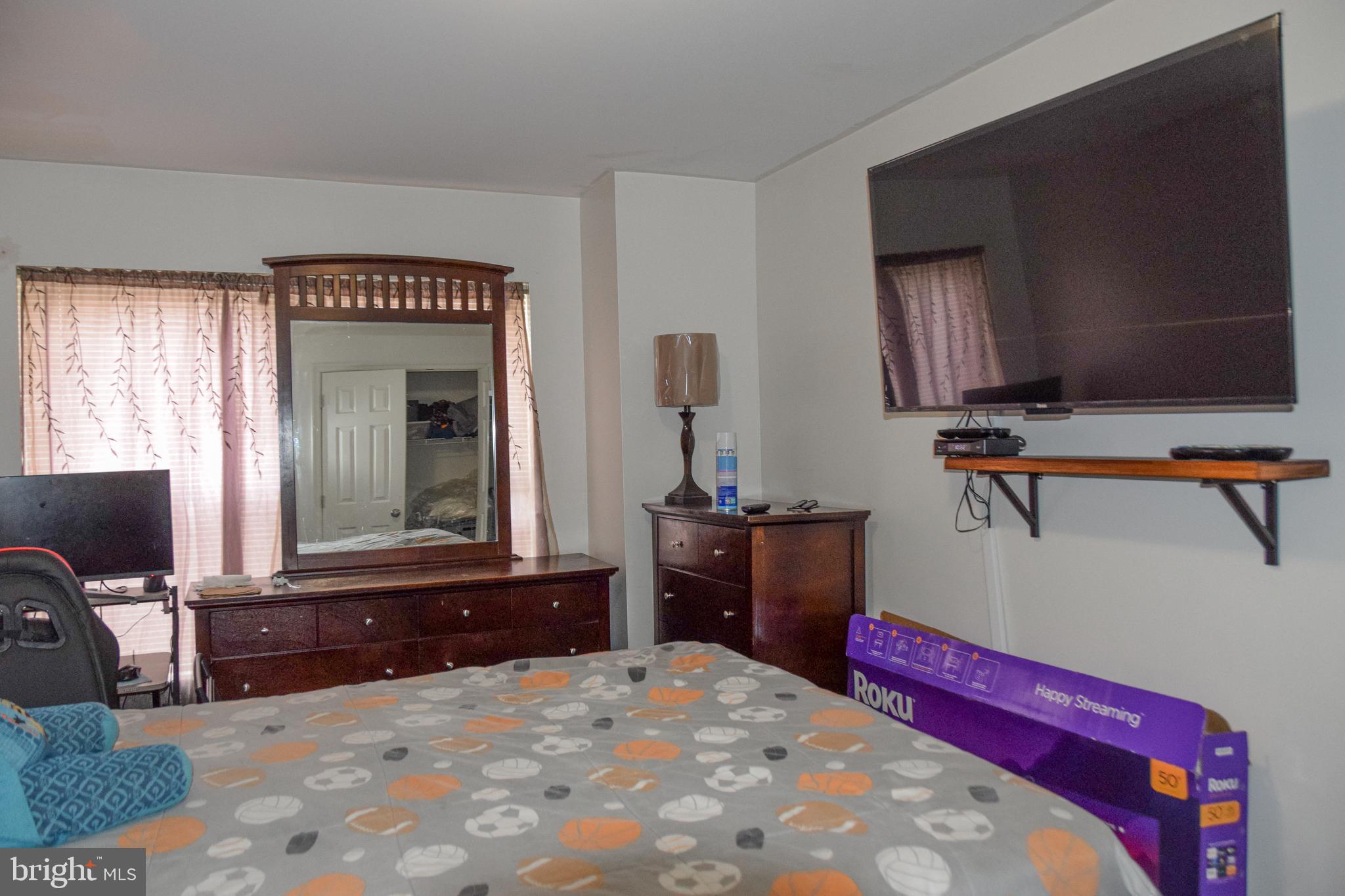 MILL CREEK - Residential