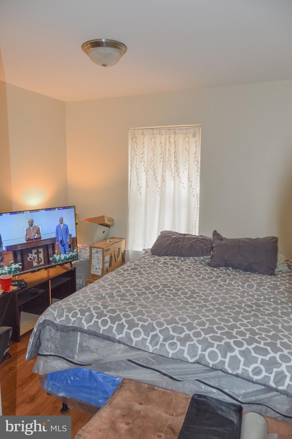 MILL CREEK - Residential