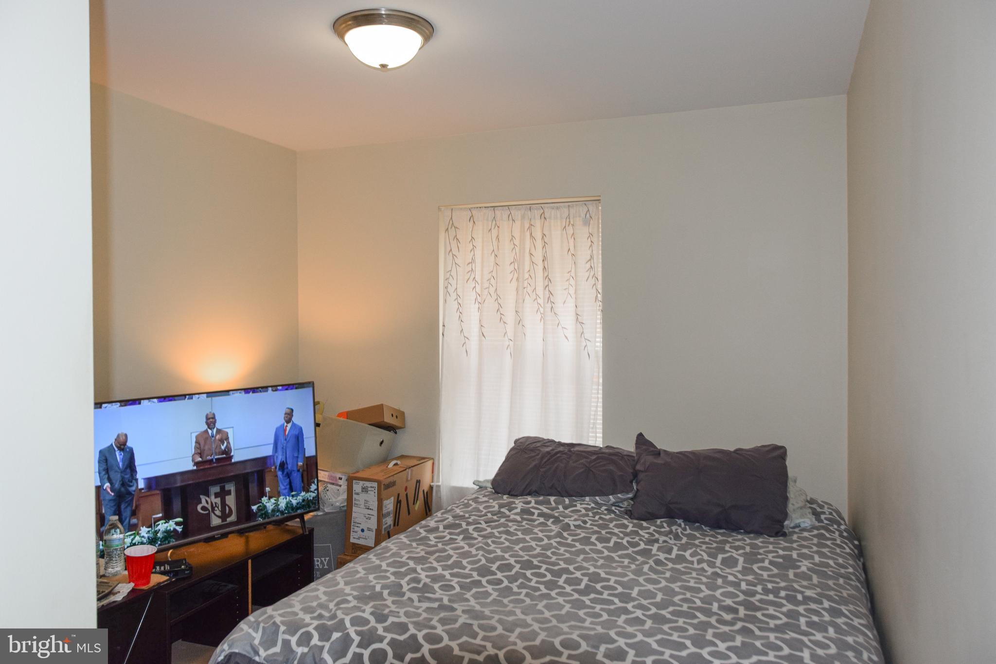 MILL CREEK - Residential