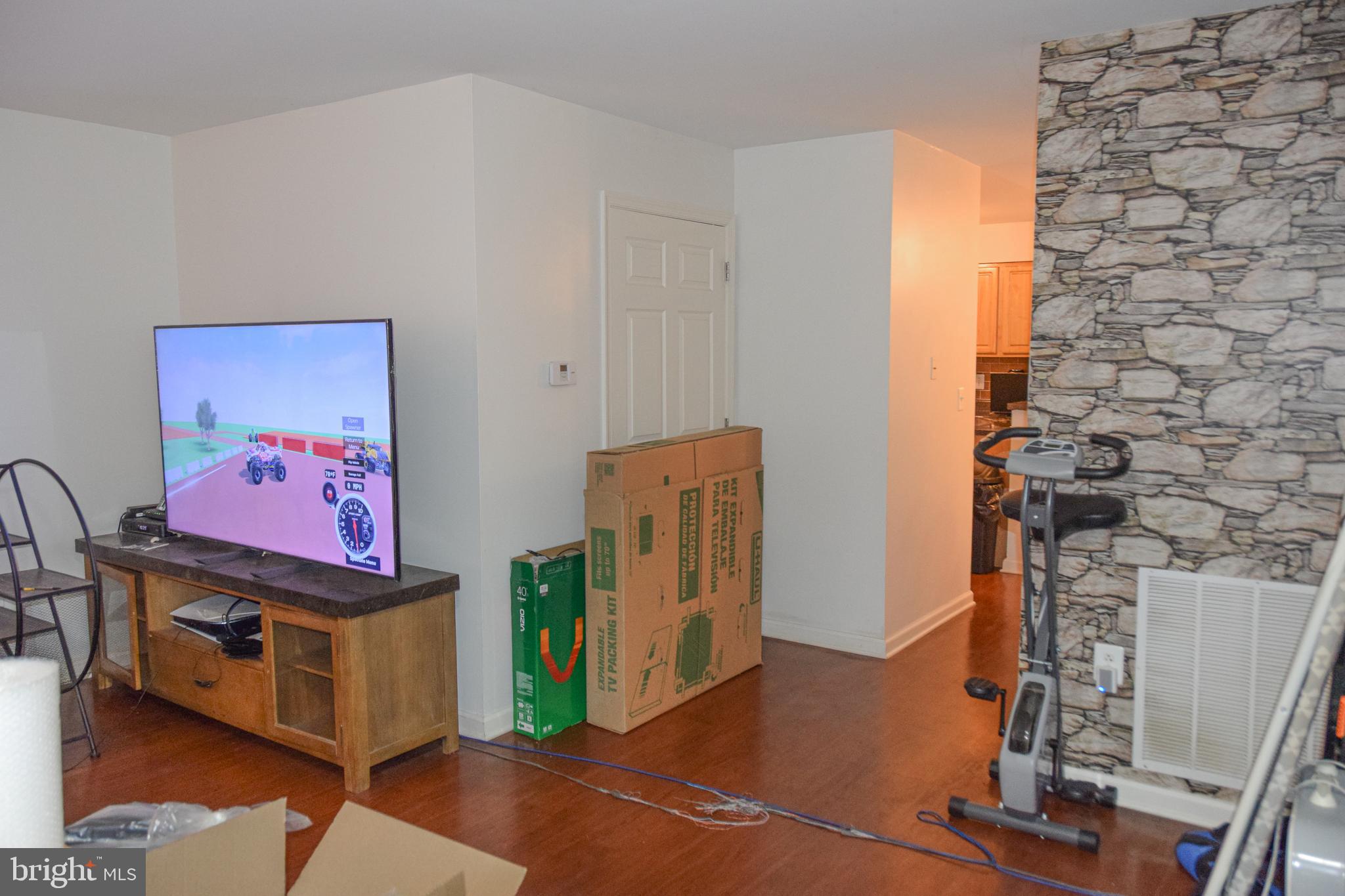 MILL CREEK - Residential