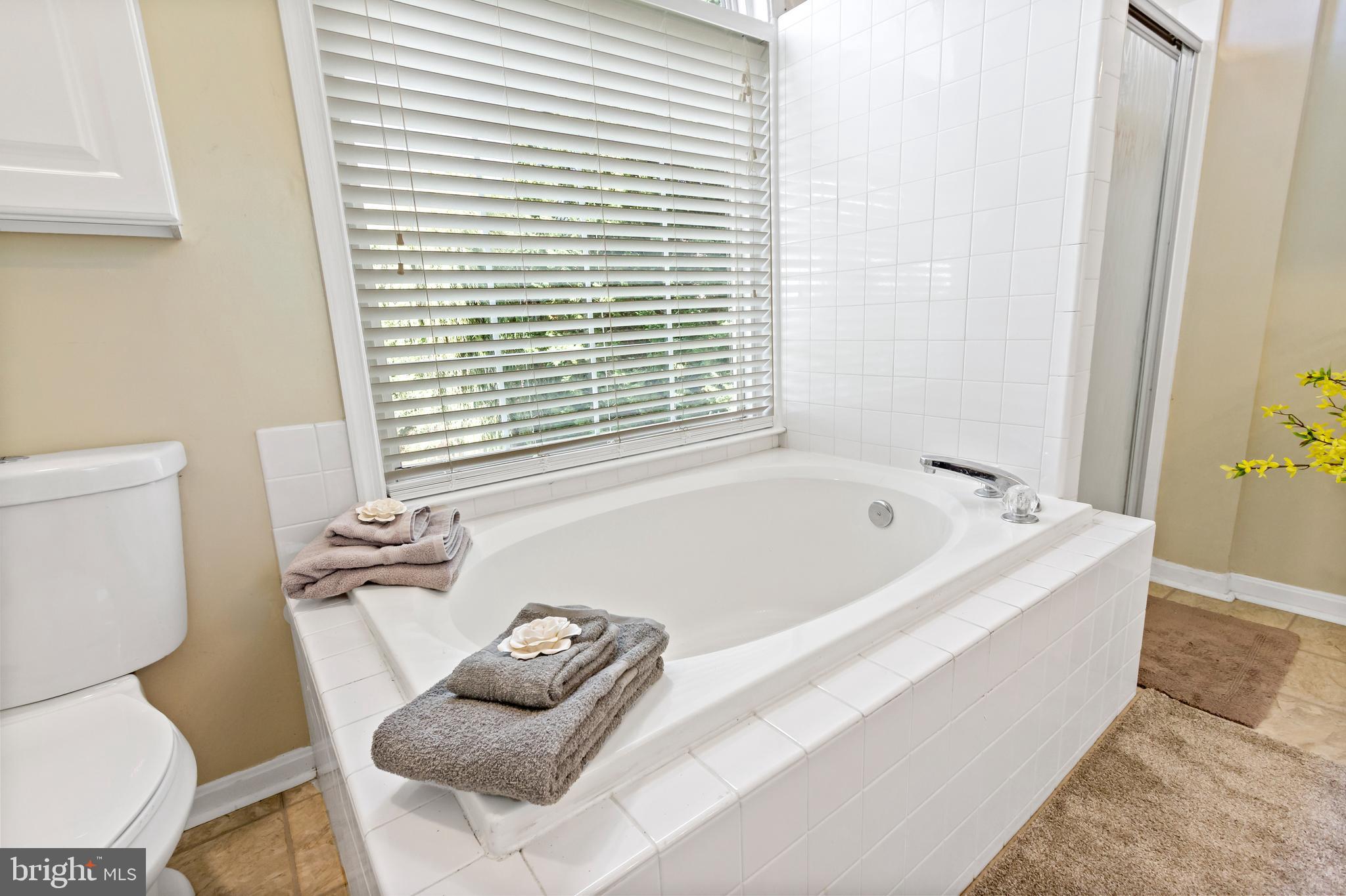 COUNTRY WALK - Residential