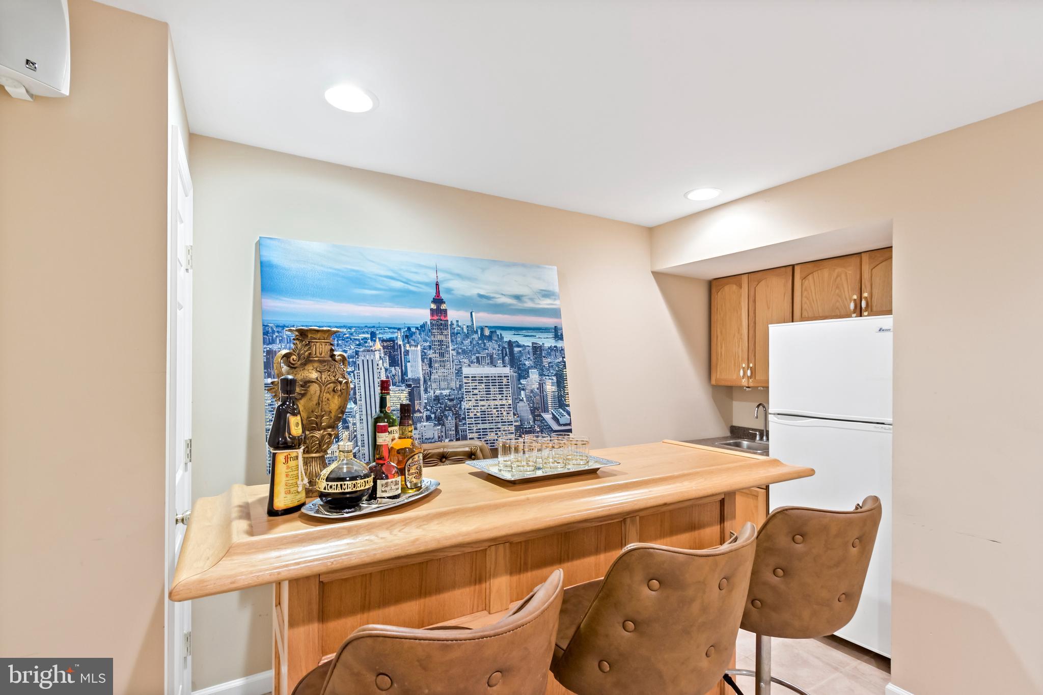 COUNTRY WALK - Residential