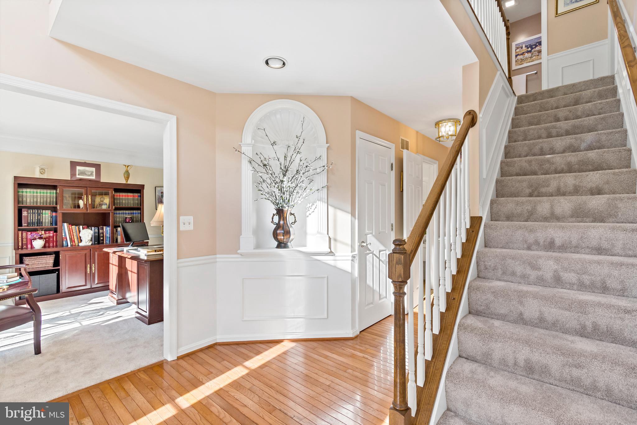 COUNTRY WALK - Residential