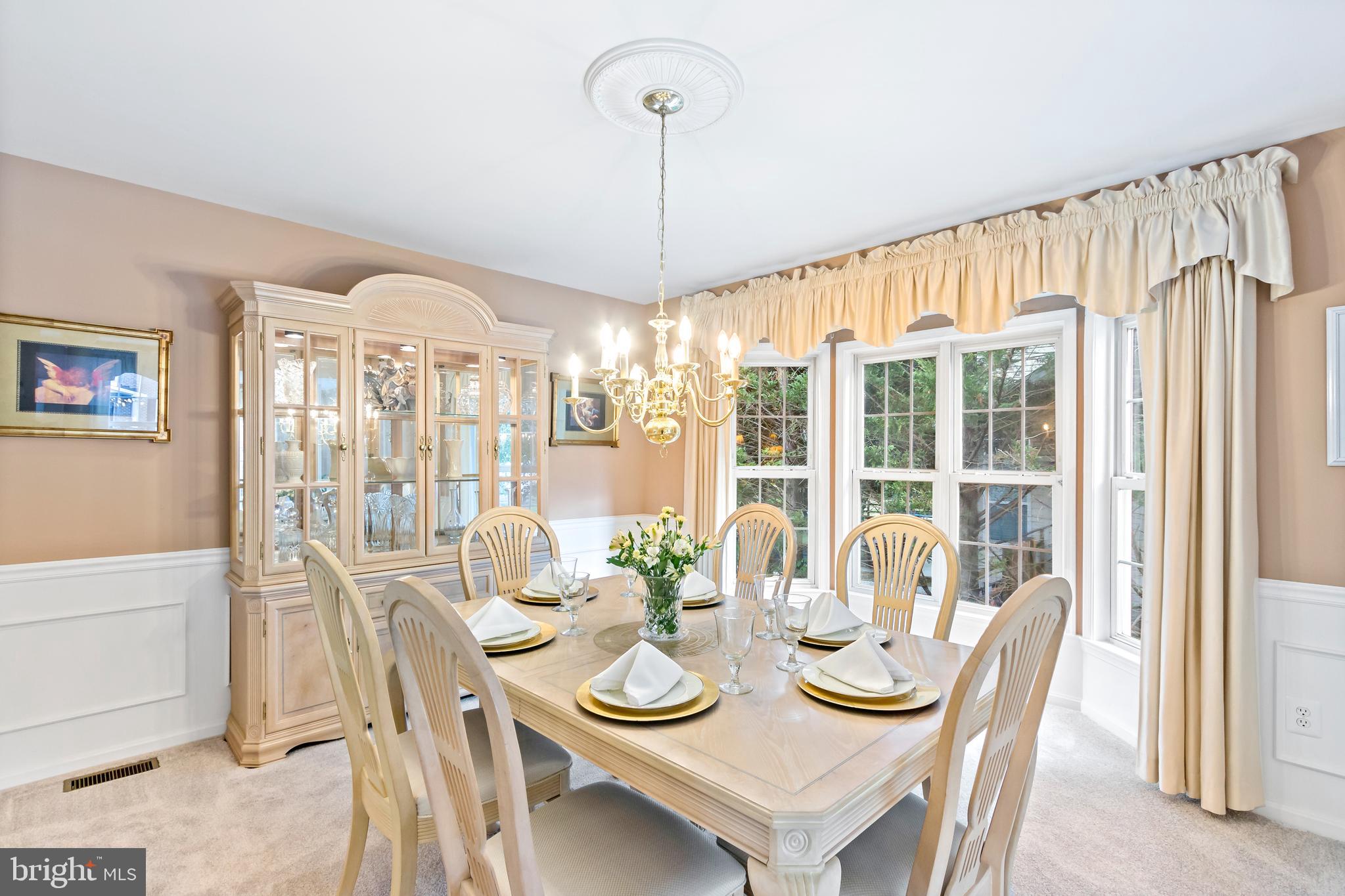 COUNTRY WALK - Residential