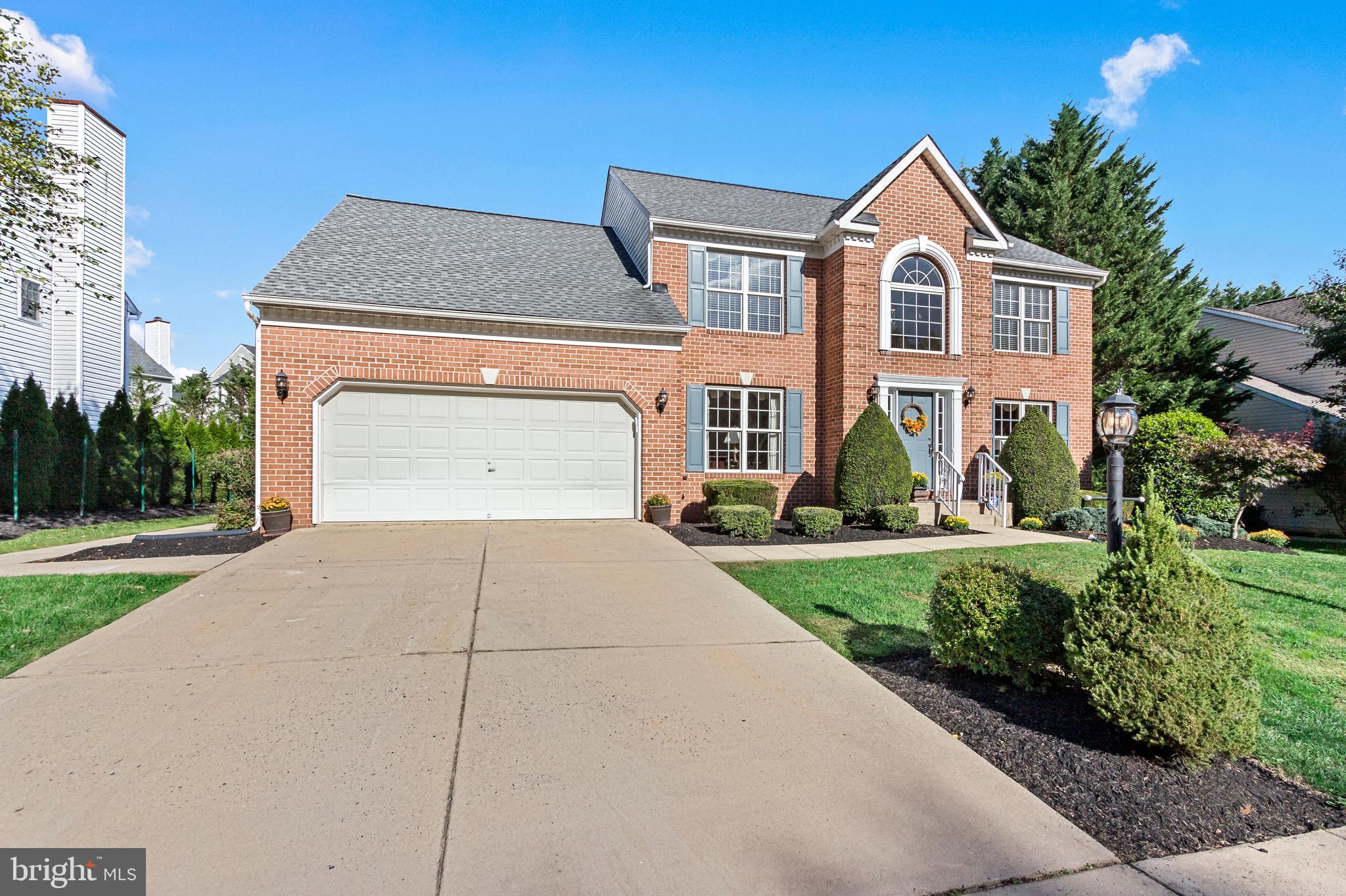 COUNTRY WALK - Residential