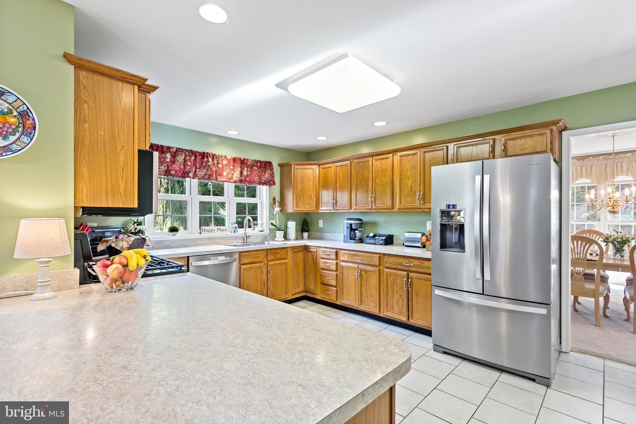 COUNTRY WALK - Residential