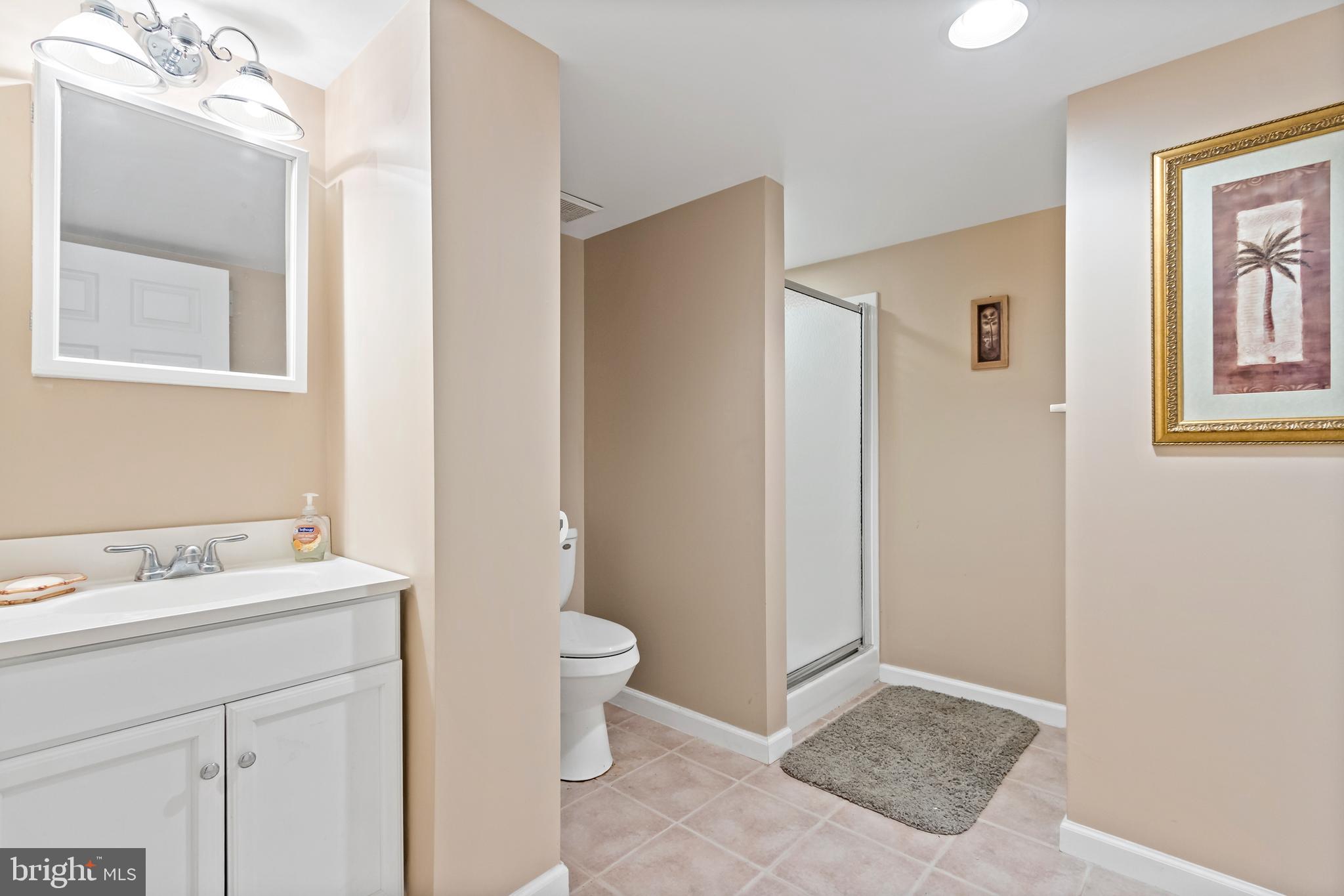 COUNTRY WALK - Residential