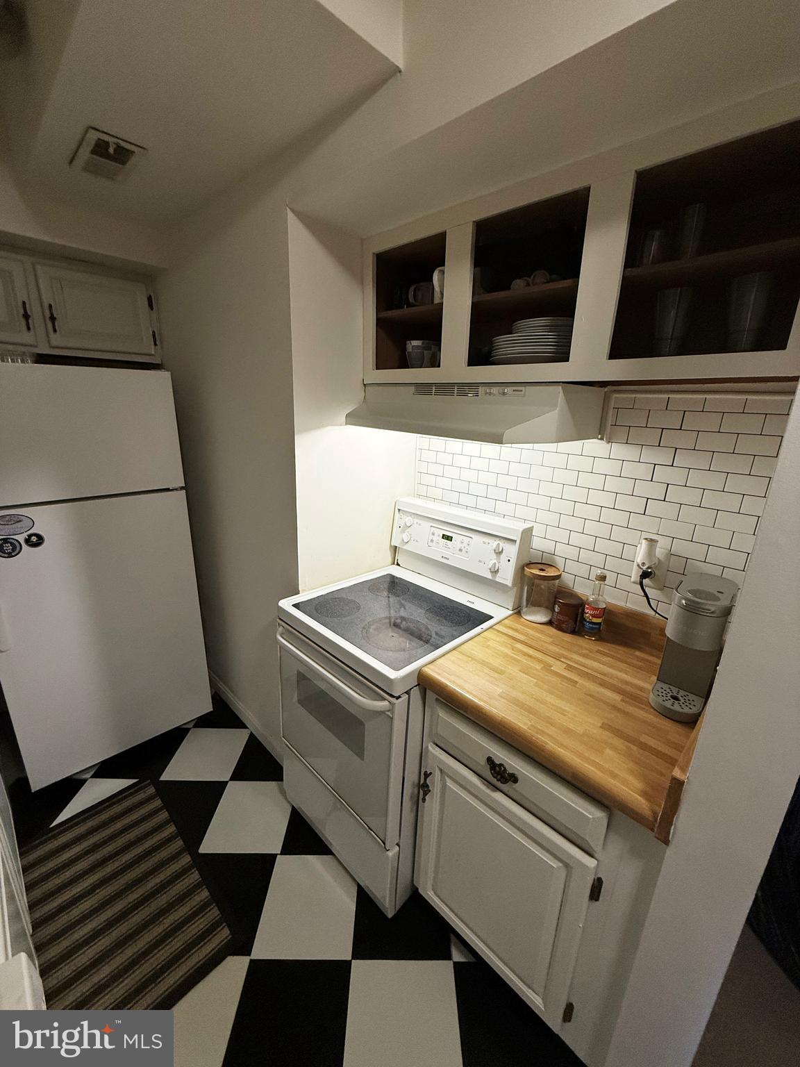 CANTON - Residential Lease