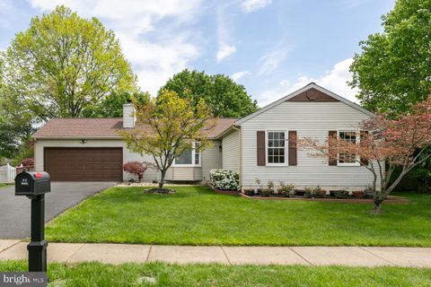 1453 KINGSVALE CIRCLE HERNDON VA 20170