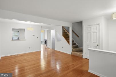 1 LANHILL COURT 1