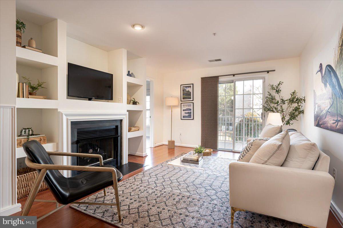 TIDEWATER COLONY - Residential