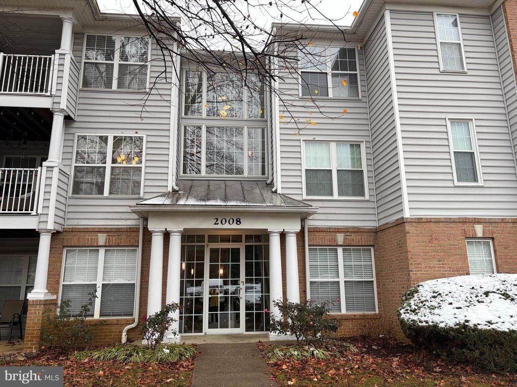 Photo of 2008 Peggy Stewart Way #202, ANNAPOLIS, MD 21401 (MLS # MDAA2132600)