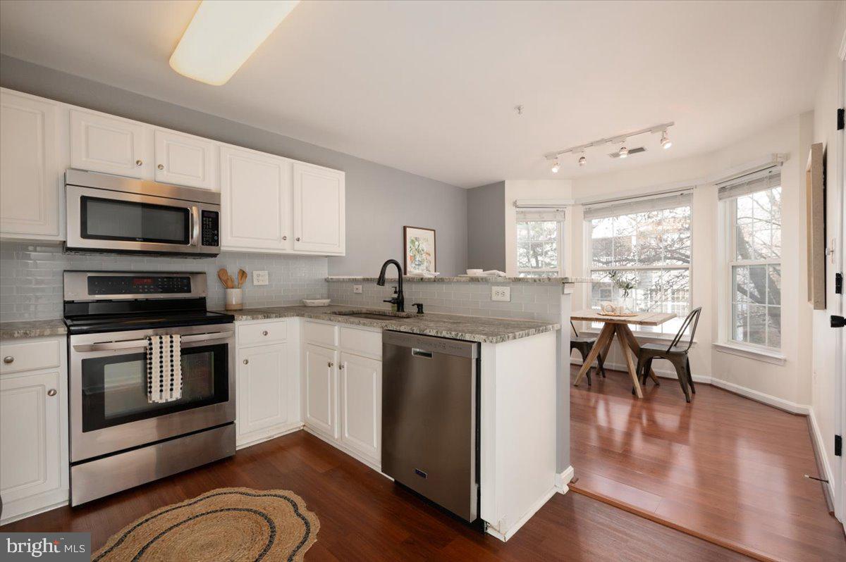 TIDEWATER COLONY - Residential