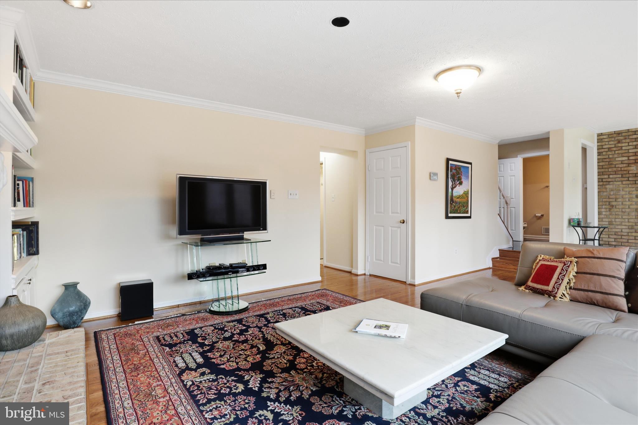 SHAKER WOODS - Residential