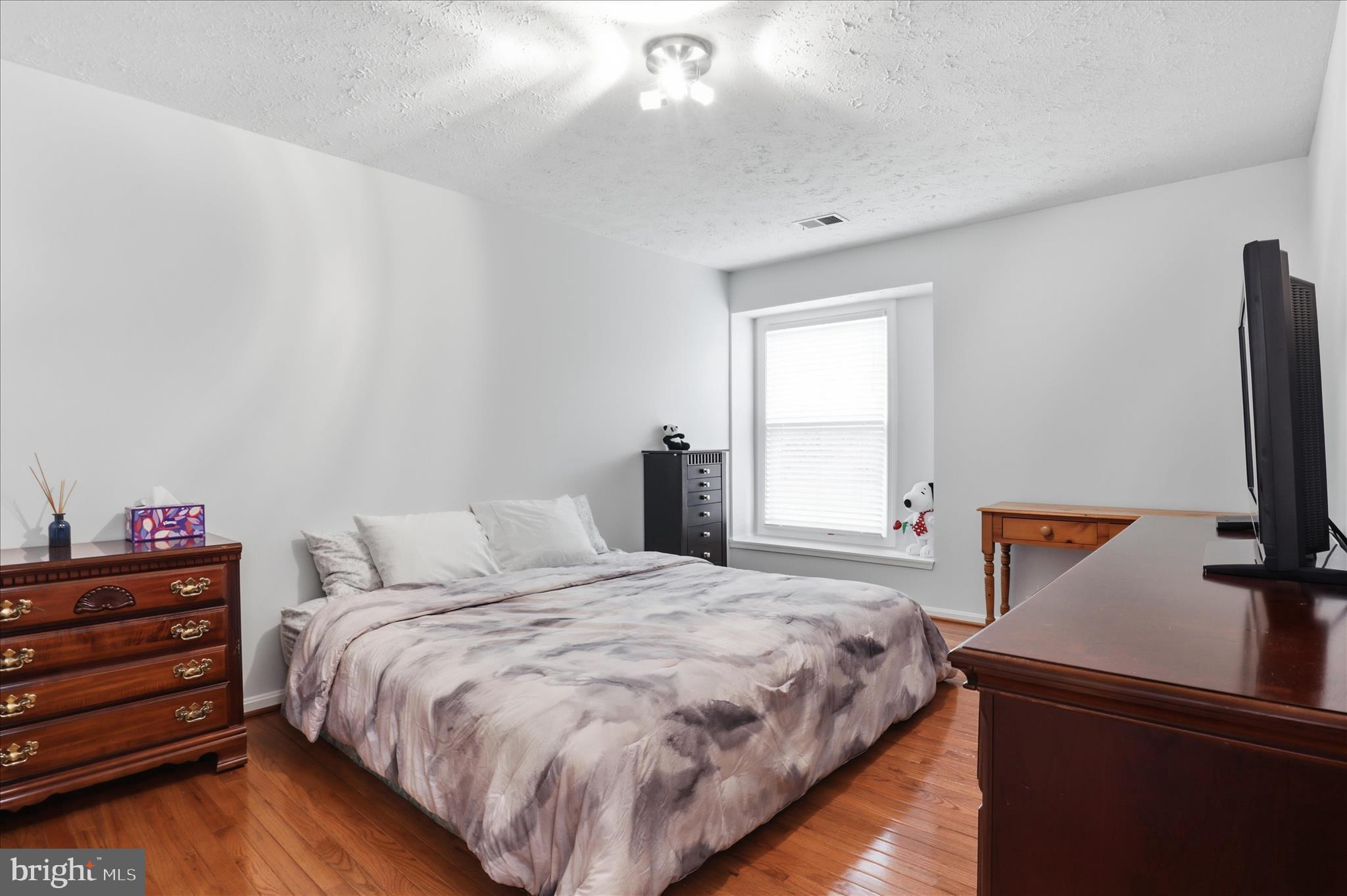 SHAKER WOODS - Residential