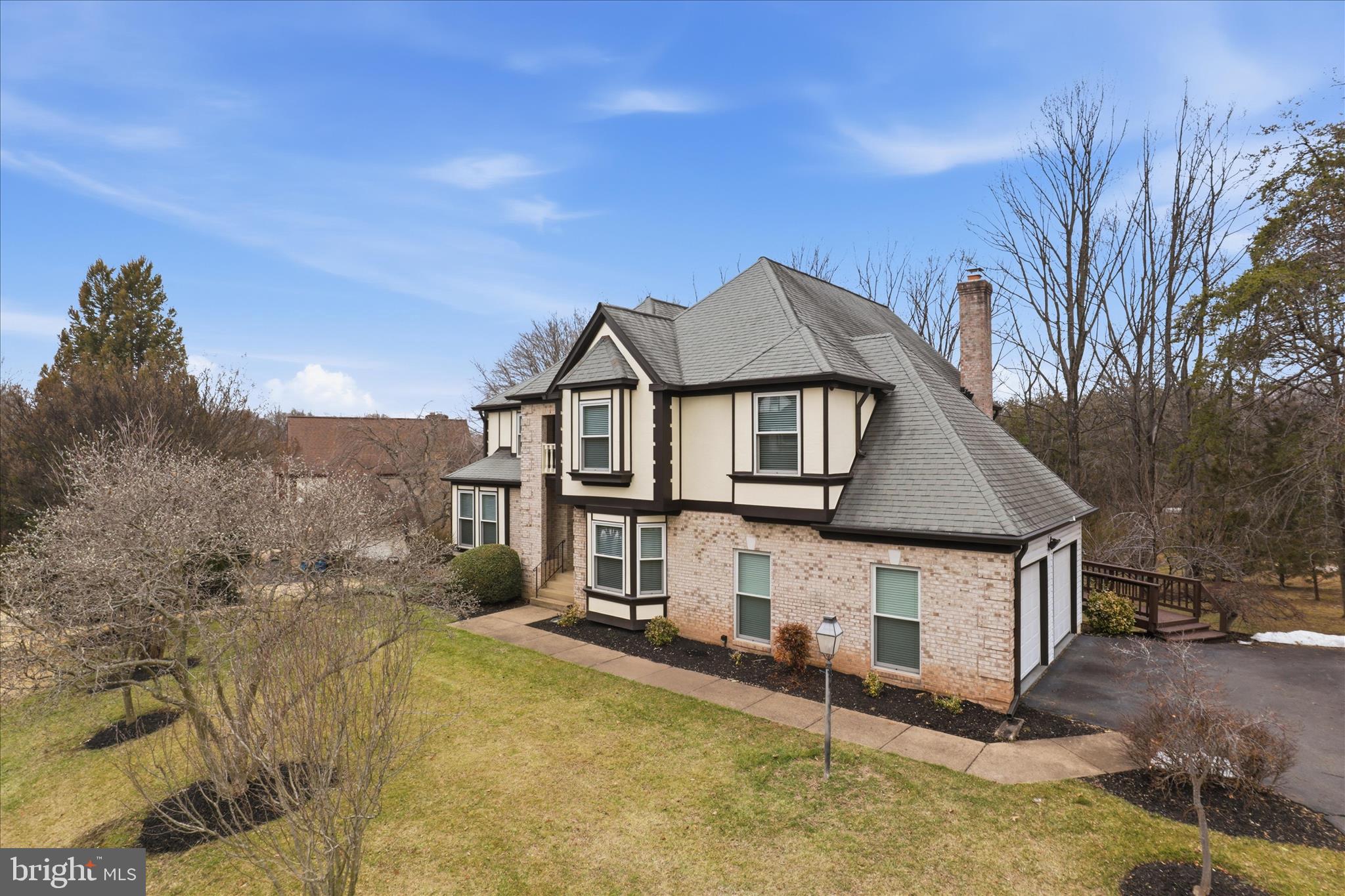 SHAKER WOODS - Residential