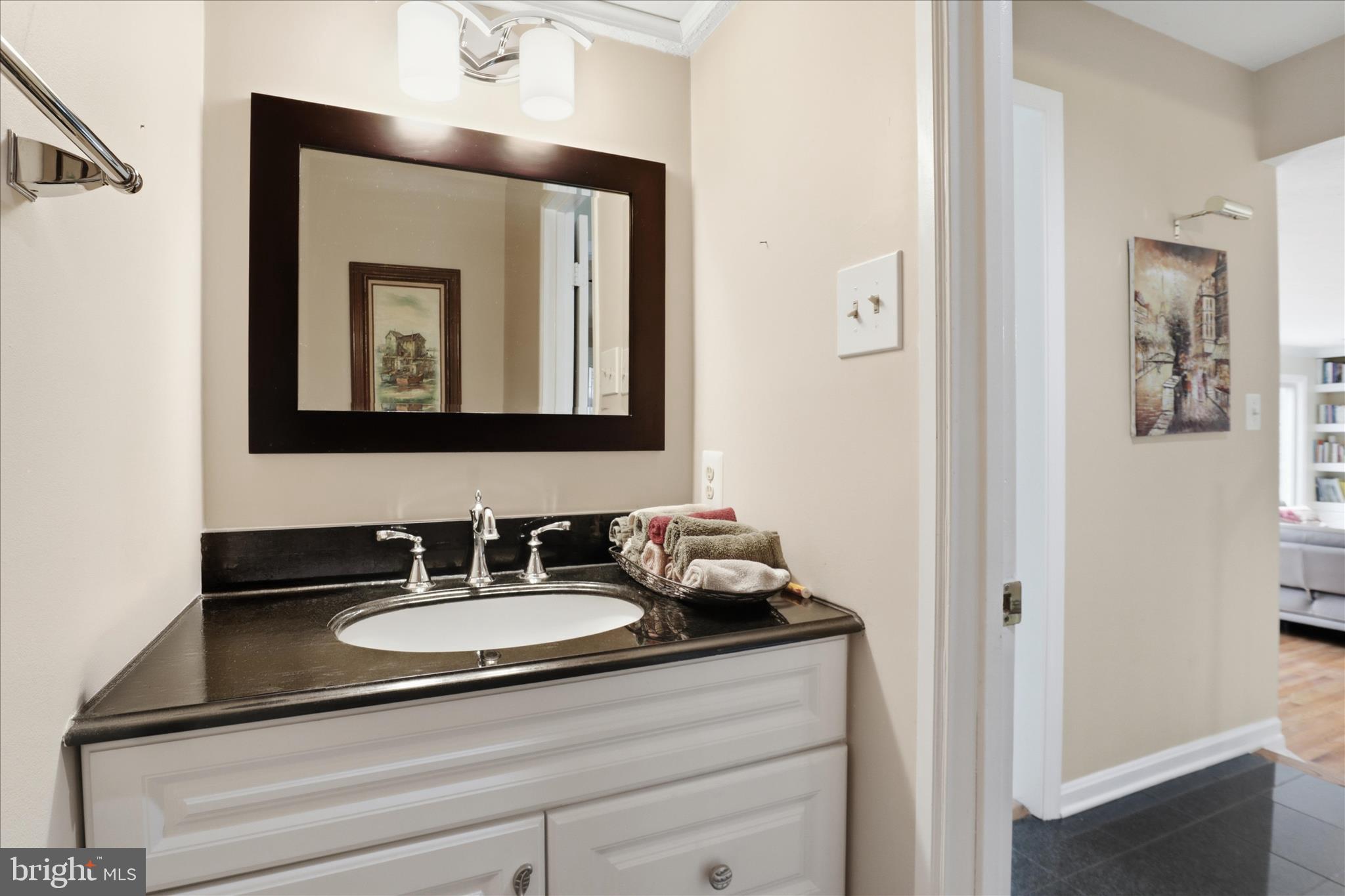 SHAKER WOODS - Residential