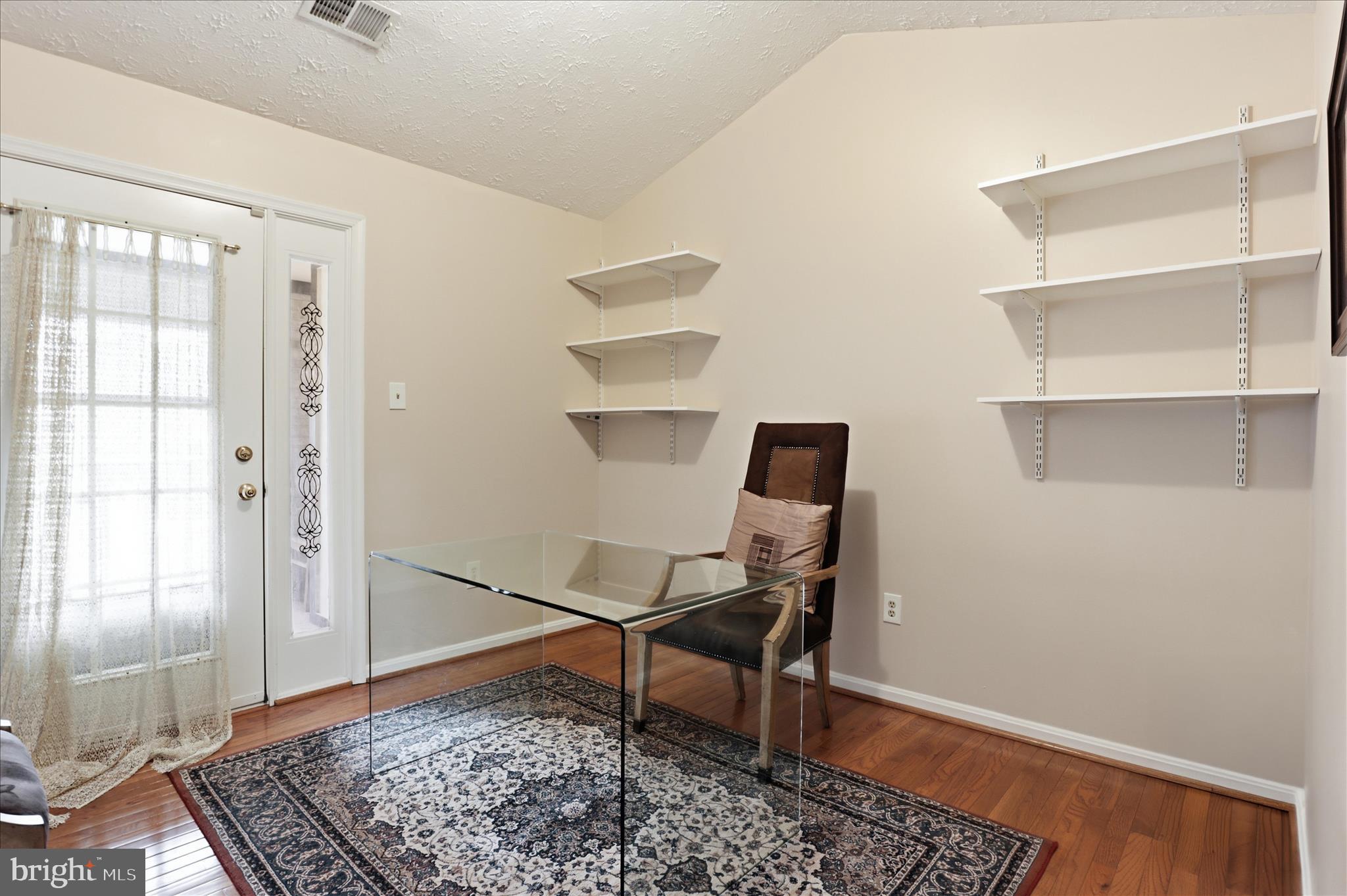 SHAKER WOODS - Residential