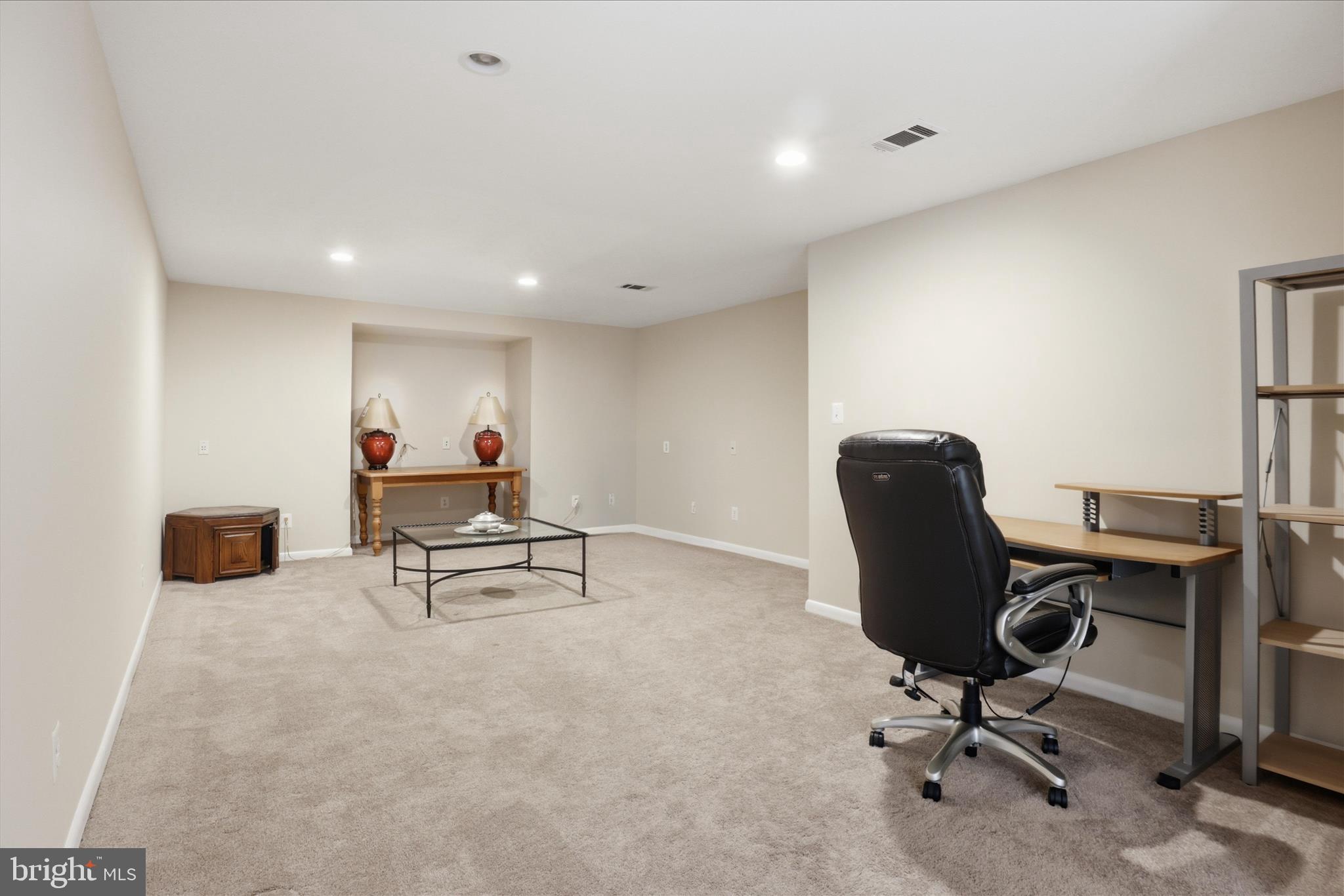 SHAKER WOODS - Residential