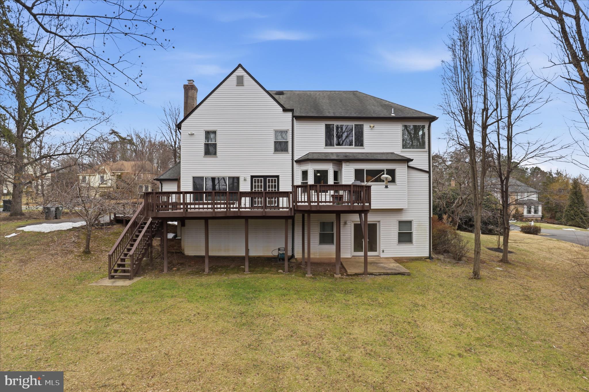 SHAKER WOODS - Residential