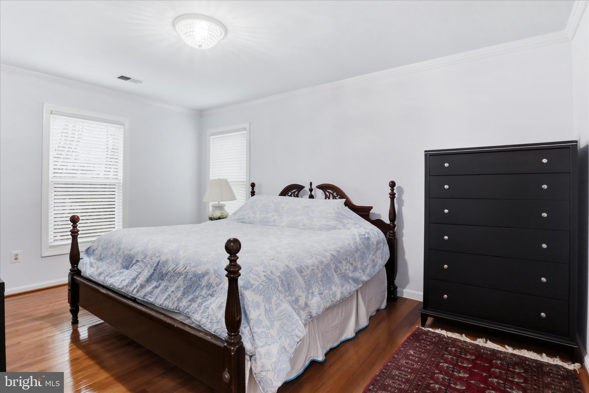 SHAKER WOODS - Residential