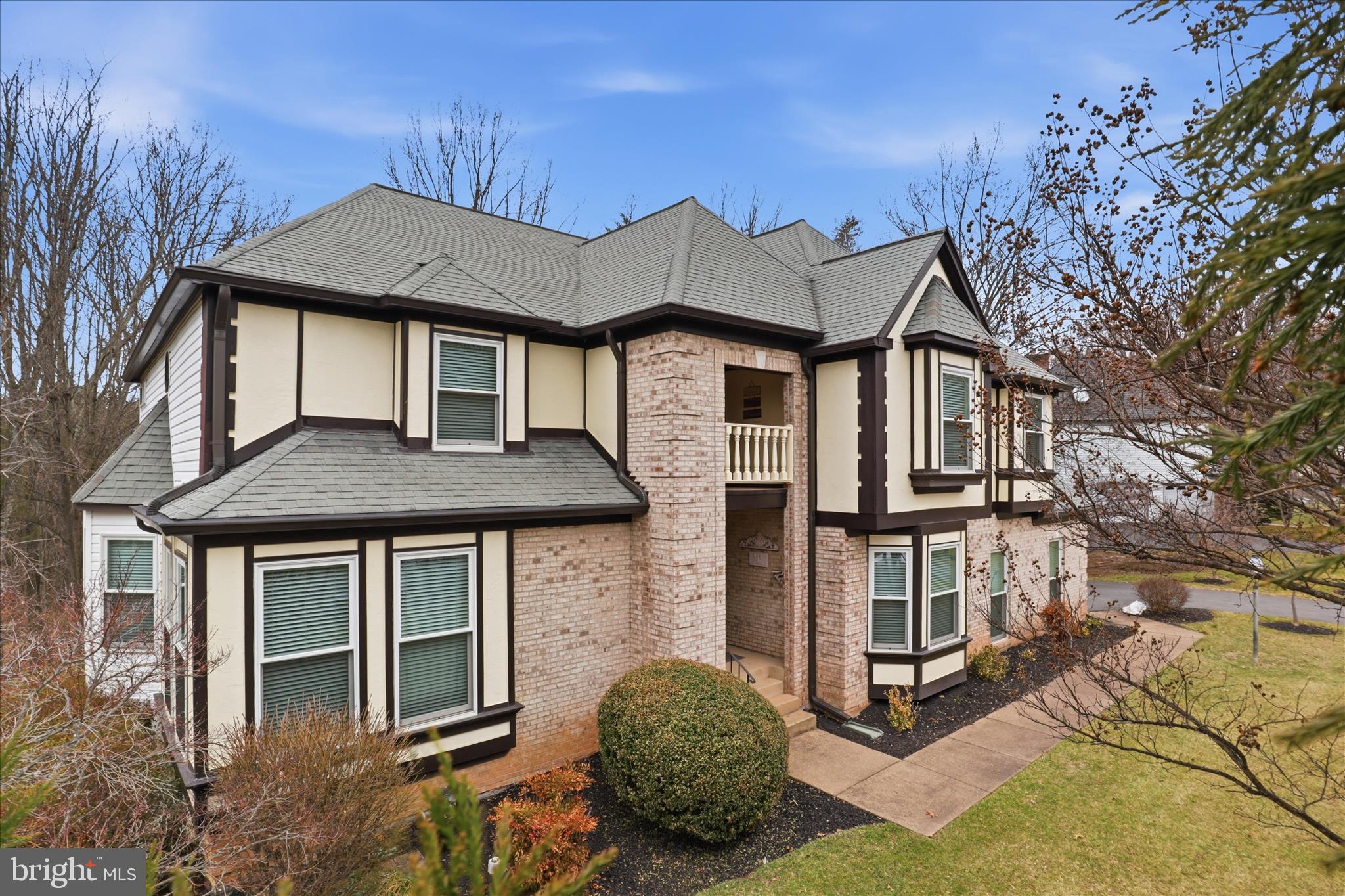 SHAKER WOODS - Residential