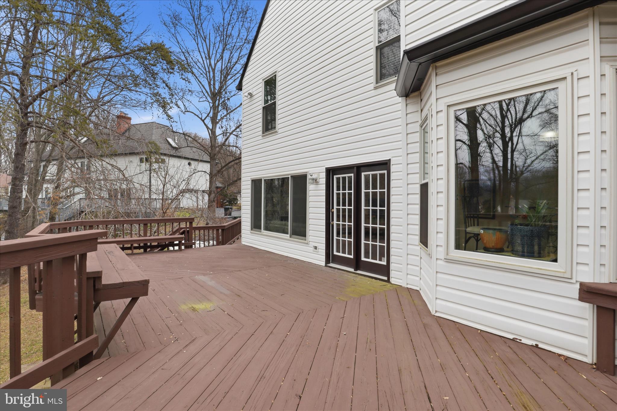 SHAKER WOODS - Residential