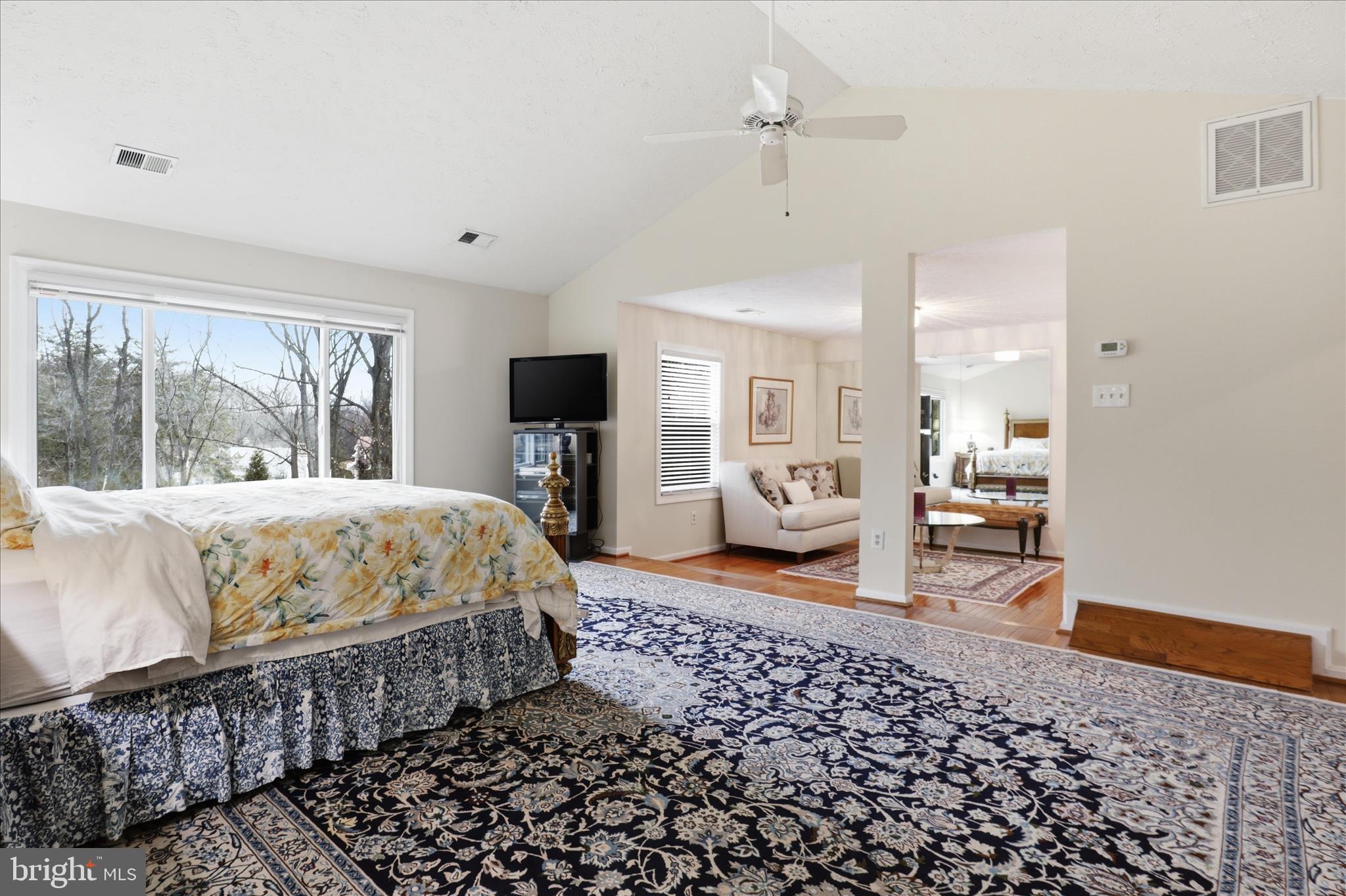 SHAKER WOODS - Residential