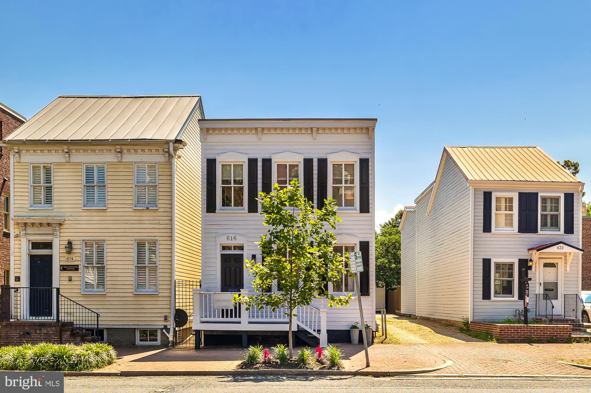 OLD TOWN ALEXANDRIA - Residential
