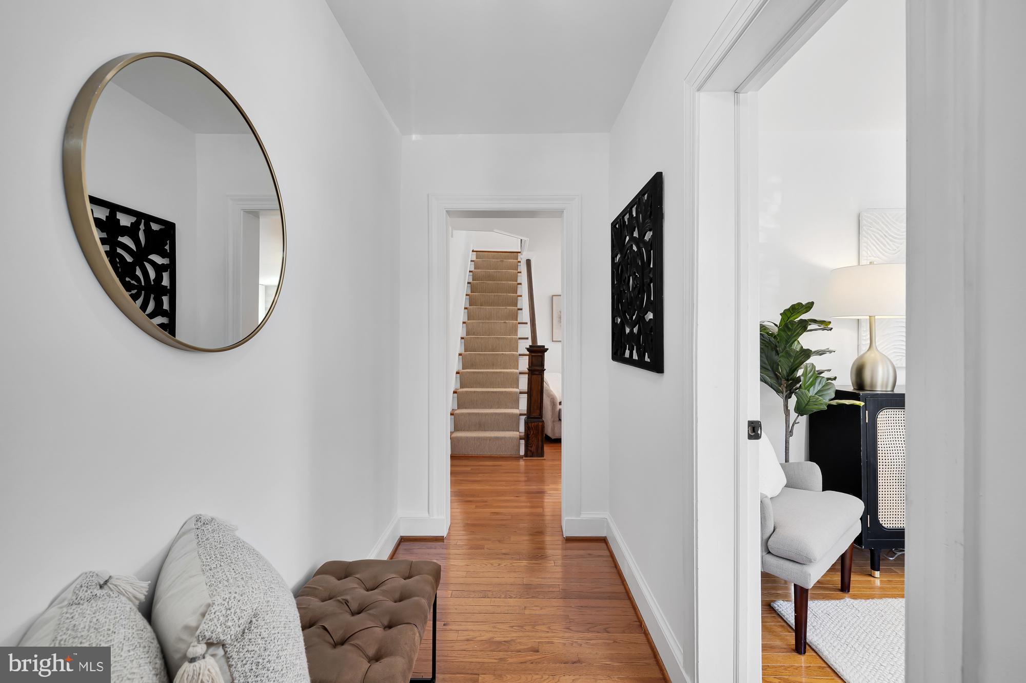 OLD TOWN ALEXANDRIA - Residential