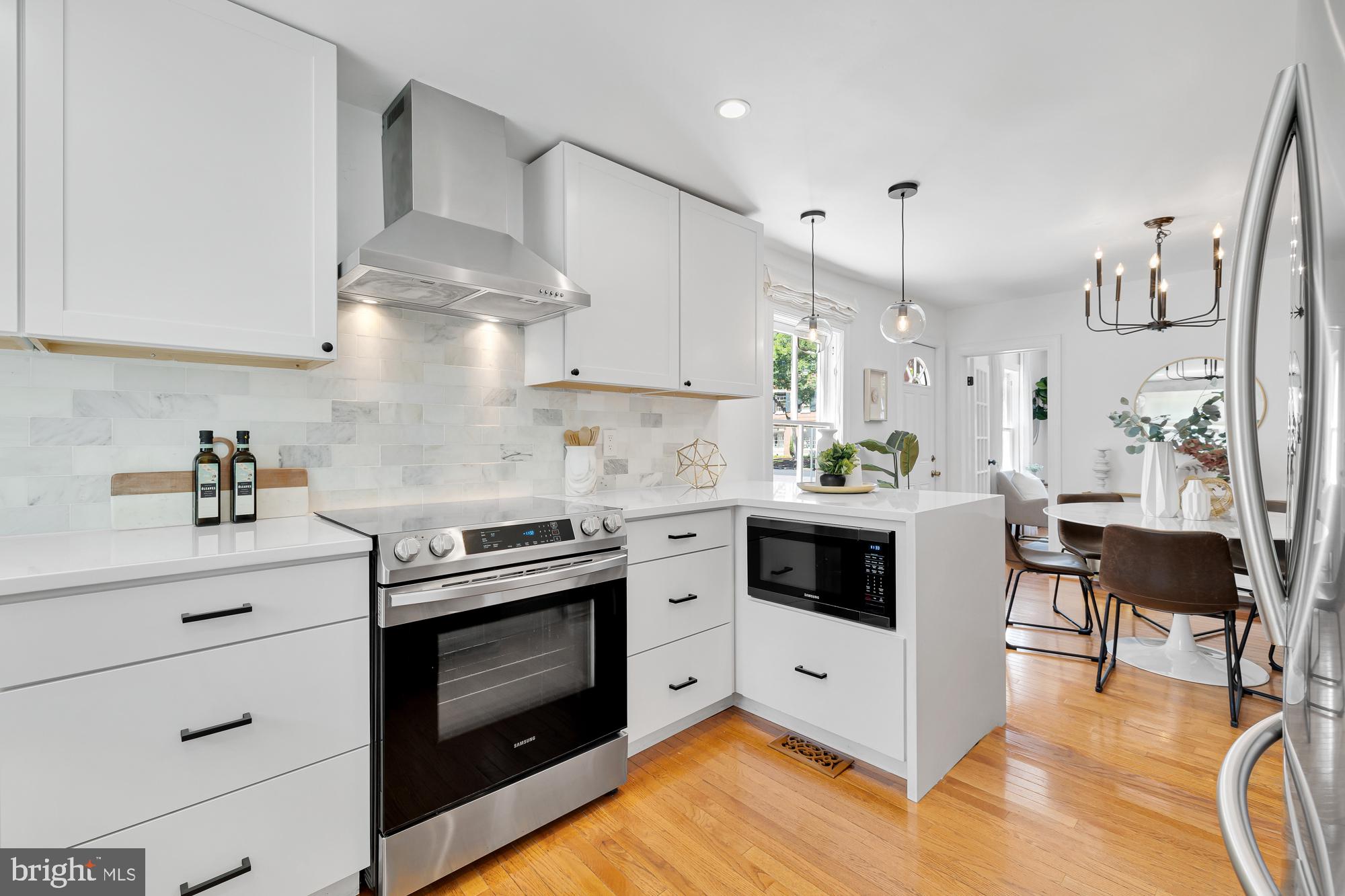 OLD TOWN ALEXANDRIA - Residential