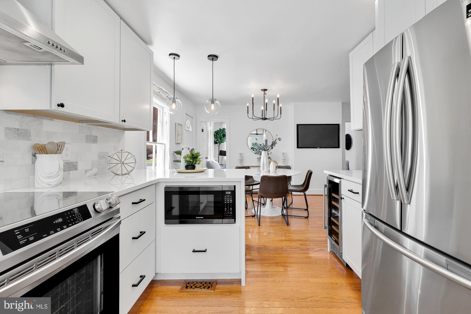 OLD TOWN ALEXANDRIA - Residential