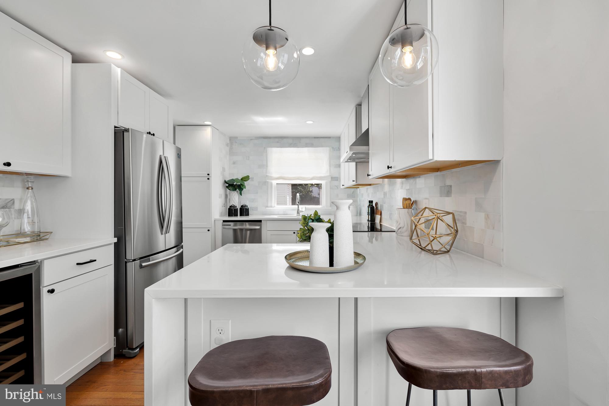 OLD TOWN ALEXANDRIA - Residential