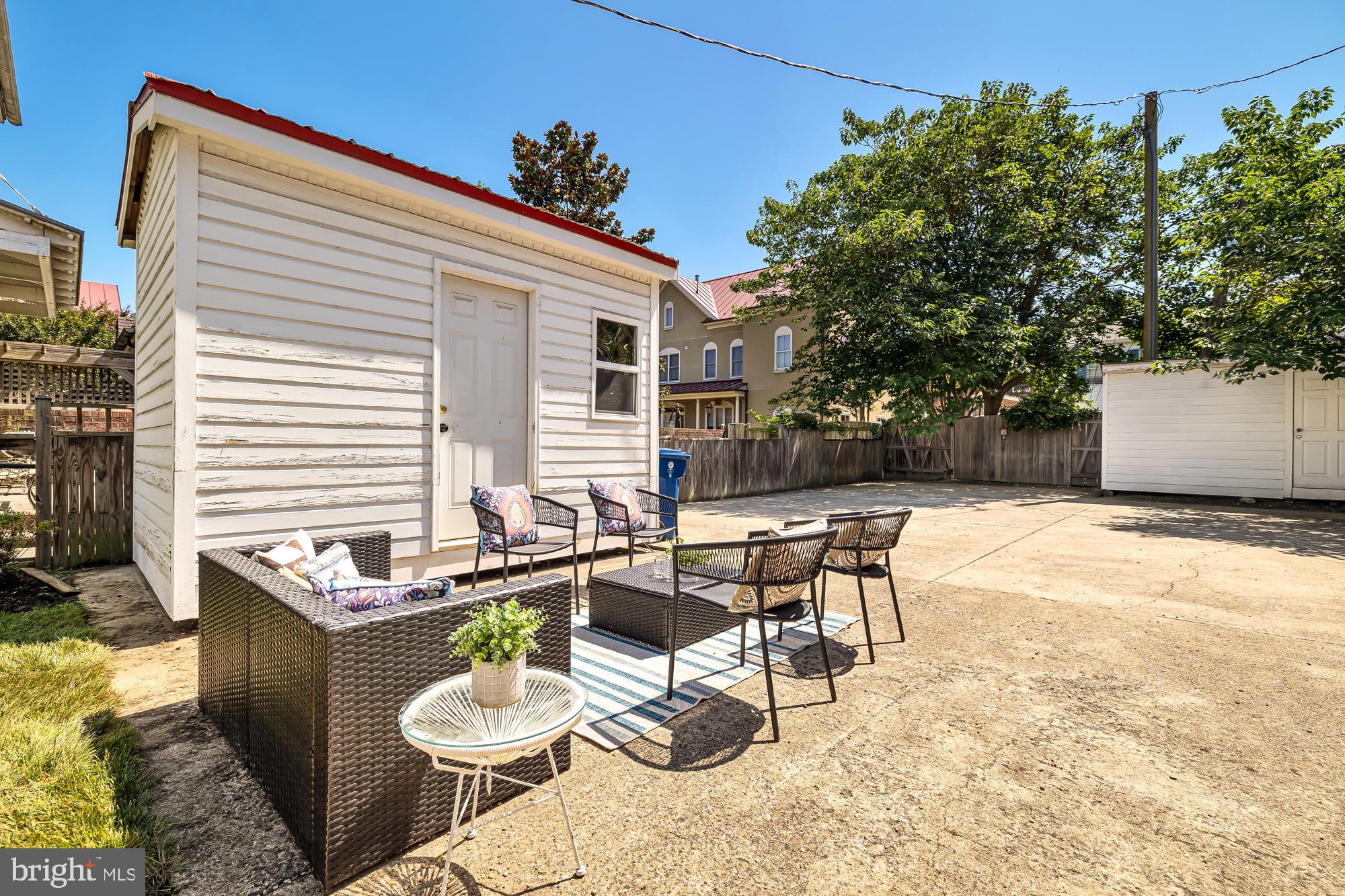 OLD TOWN ALEXANDRIA - Residential