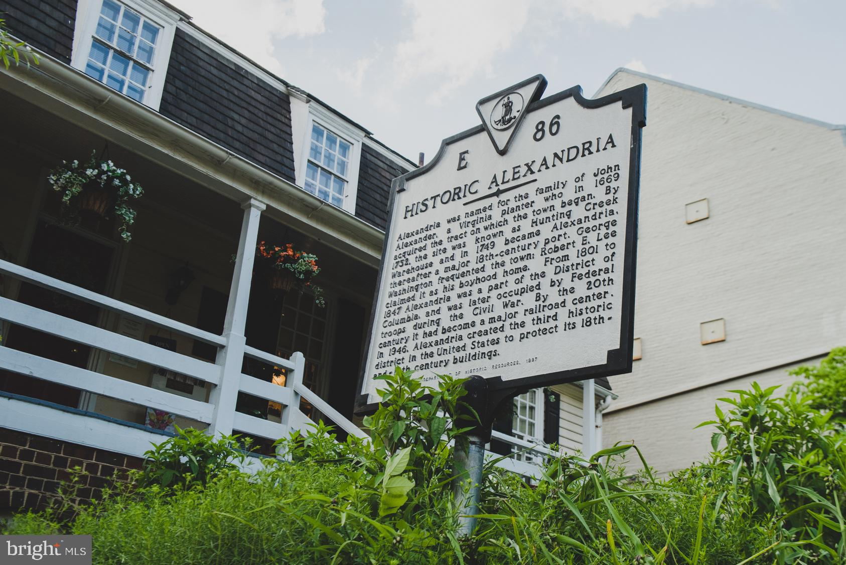 OLD TOWN ALEXANDRIA - Residential