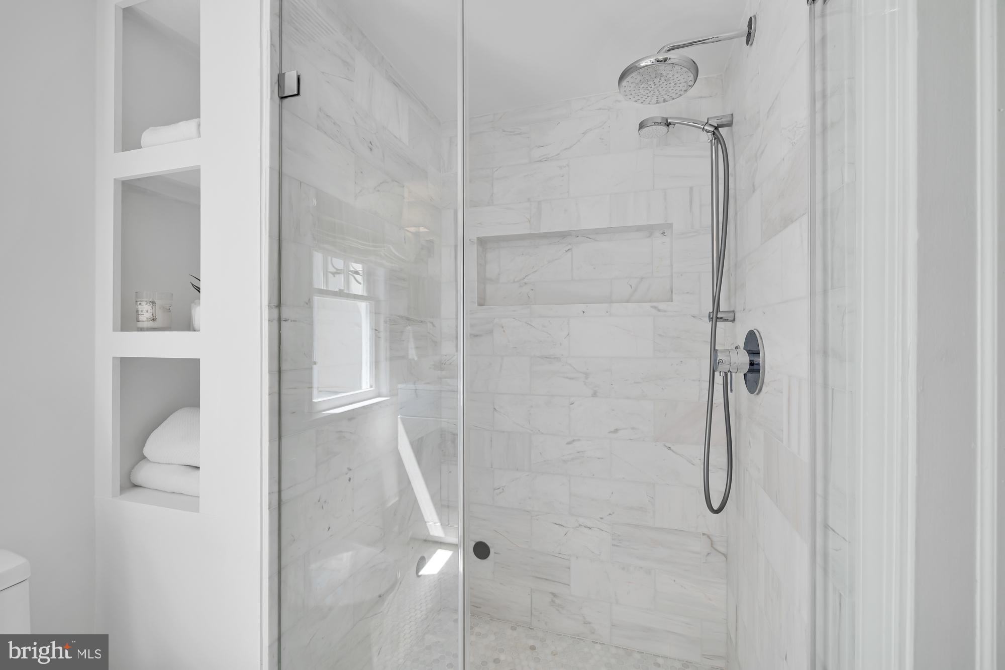 OLD TOWN ALEXANDRIA - Residential