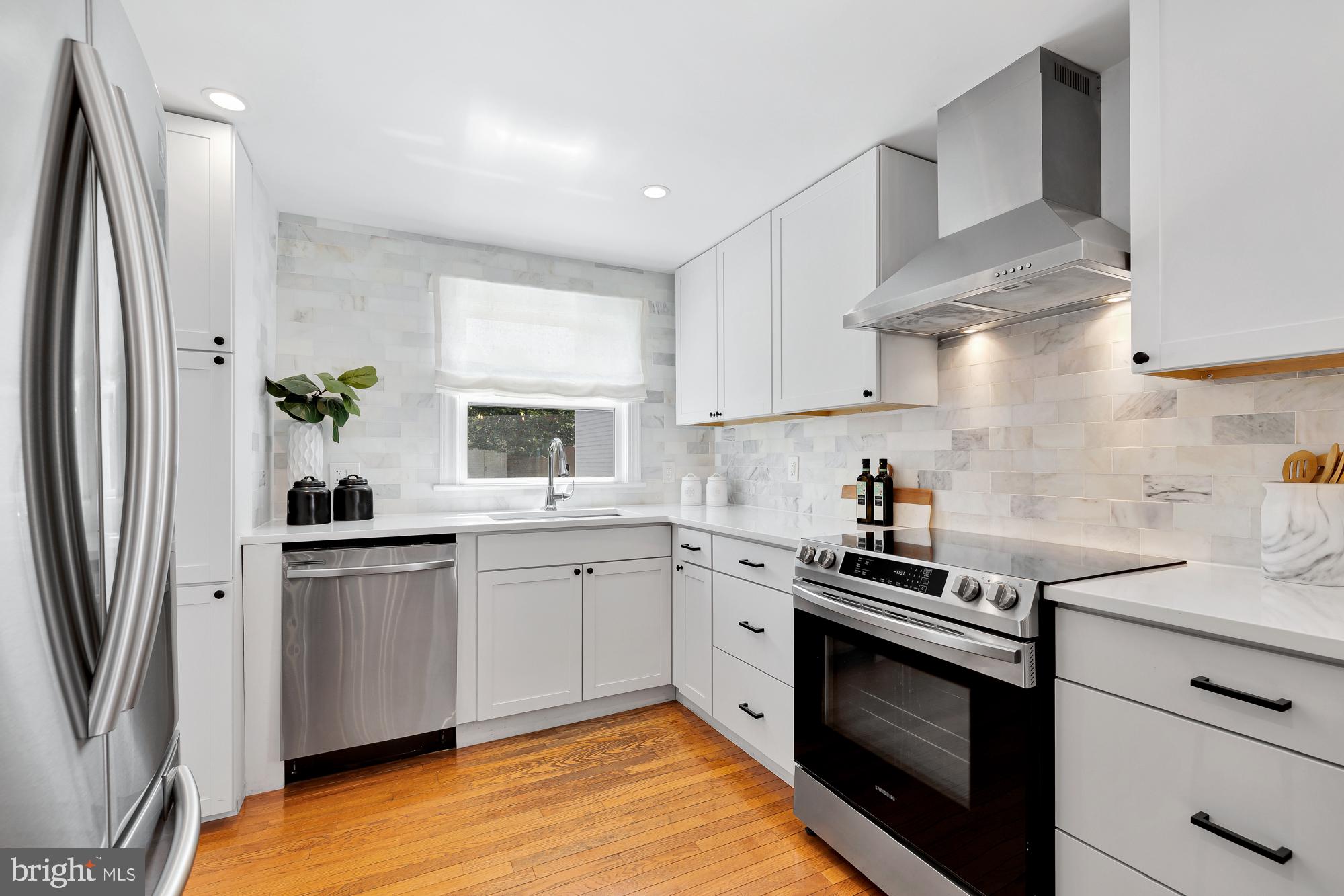 OLD TOWN ALEXANDRIA - Residential