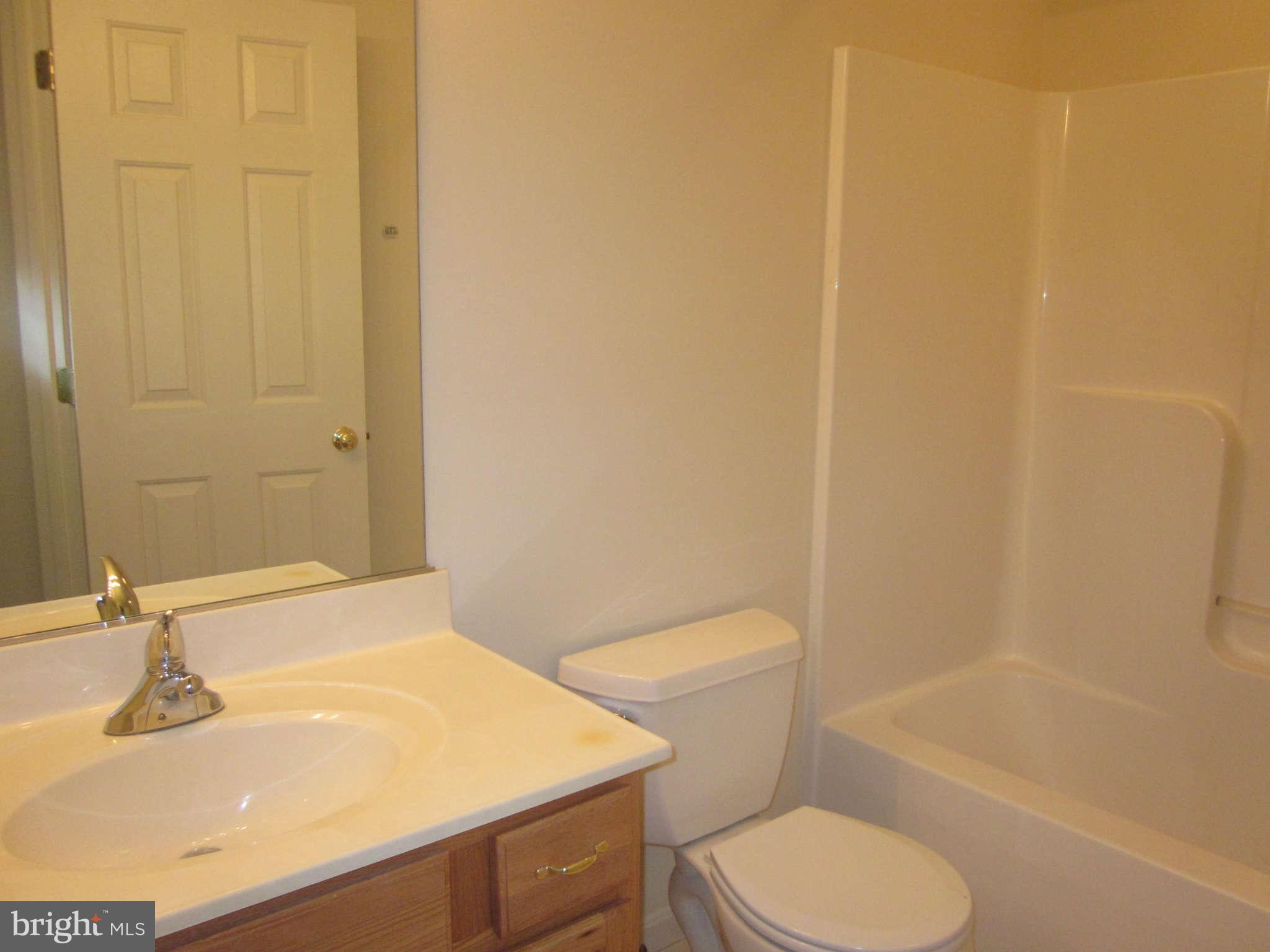 REMVIEW - Residential Lease