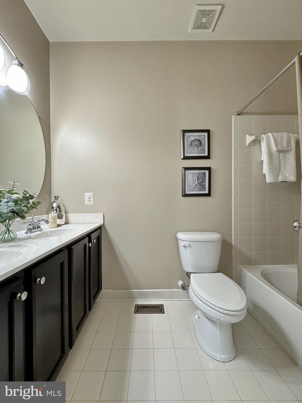 THE VILLAGES OF STEEPLECHASE - Residential