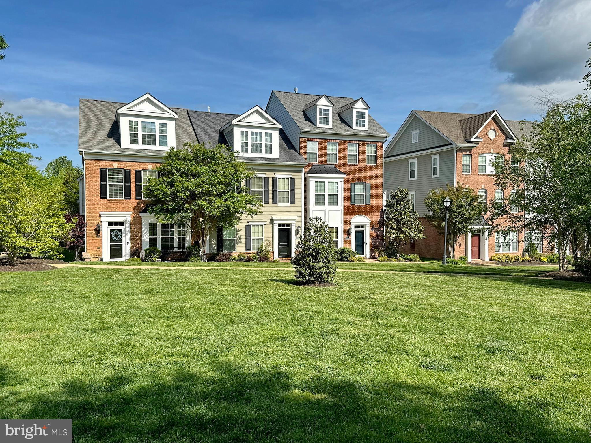 THE VILLAGES OF STEEPLECHASE - Residential