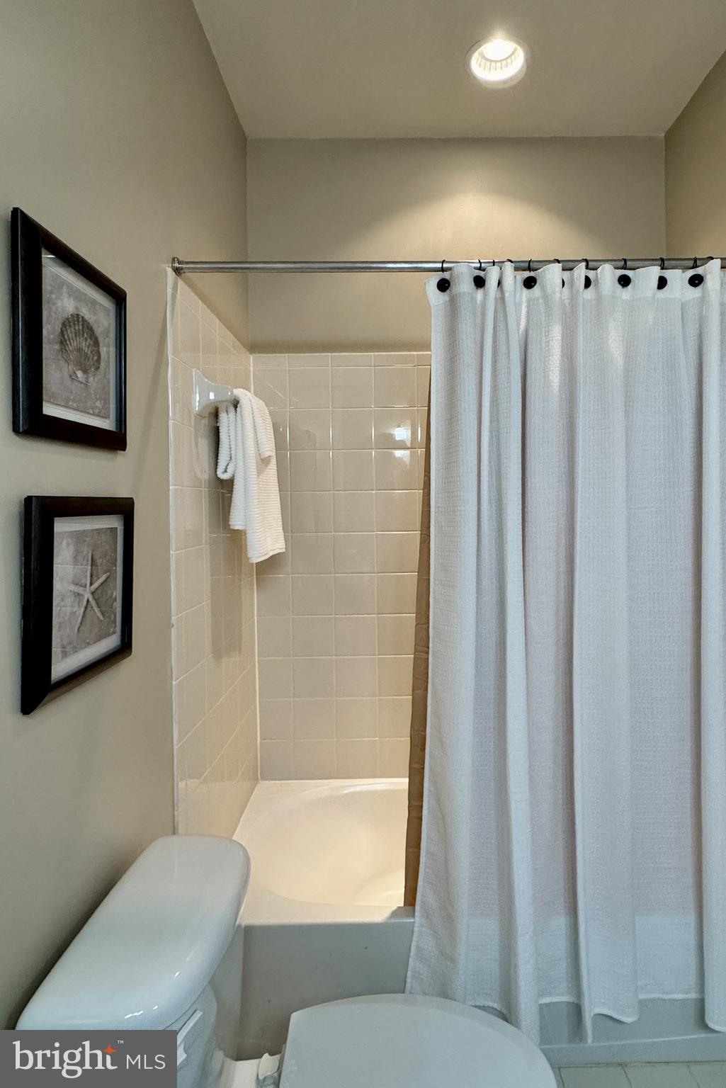 THE VILLAGES OF STEEPLECHASE - Residential