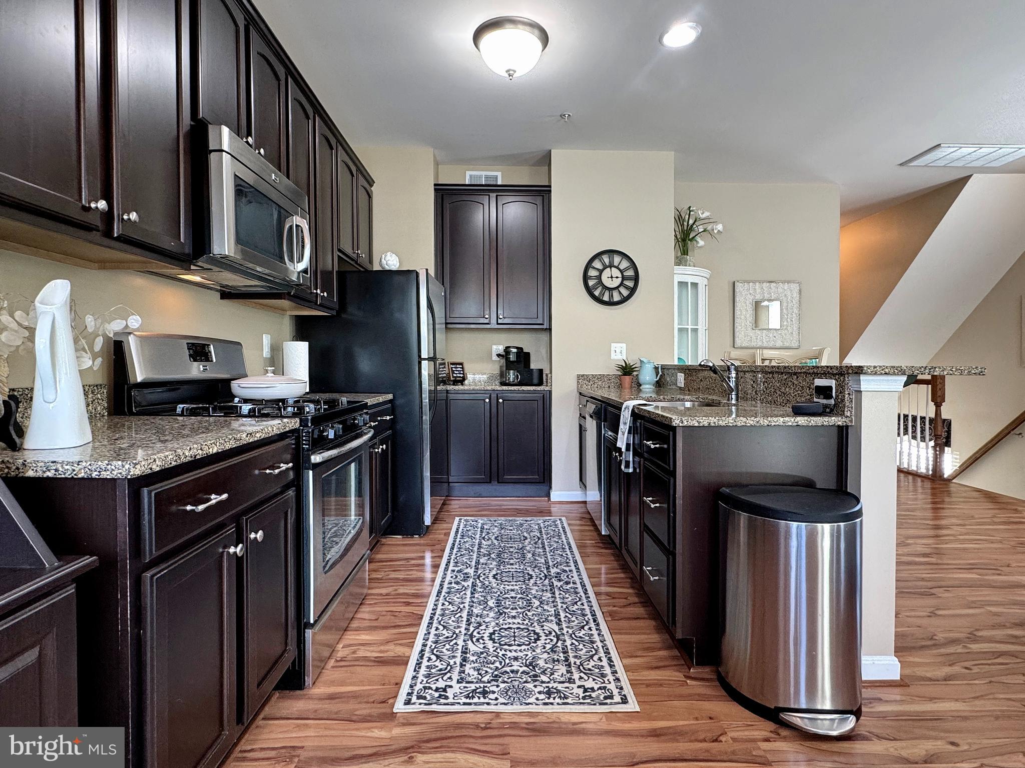 THE VILLAGES OF STEEPLECHASE - Residential