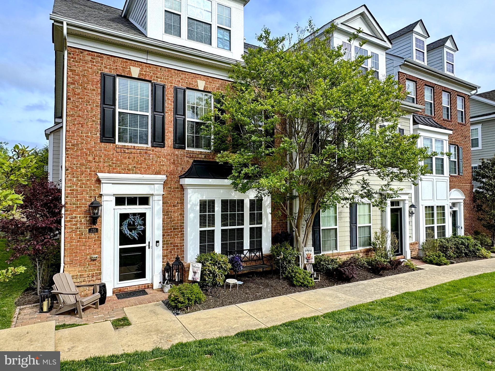 THE VILLAGES OF STEEPLECHASE - Residential