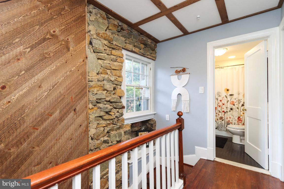 ORIGINAL NORTHWOOD - Residential