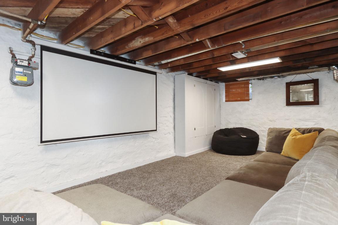 ORIGINAL NORTHWOOD - Residential