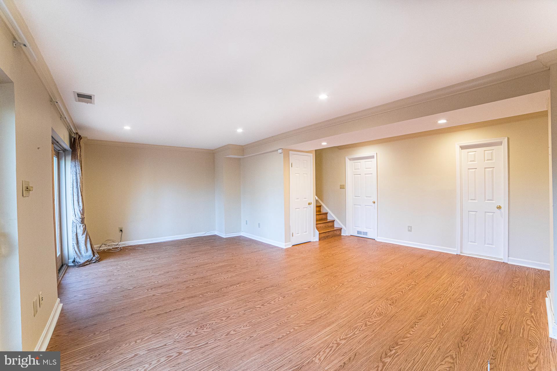 STRATHMEADE SQUARE - Residential Lease